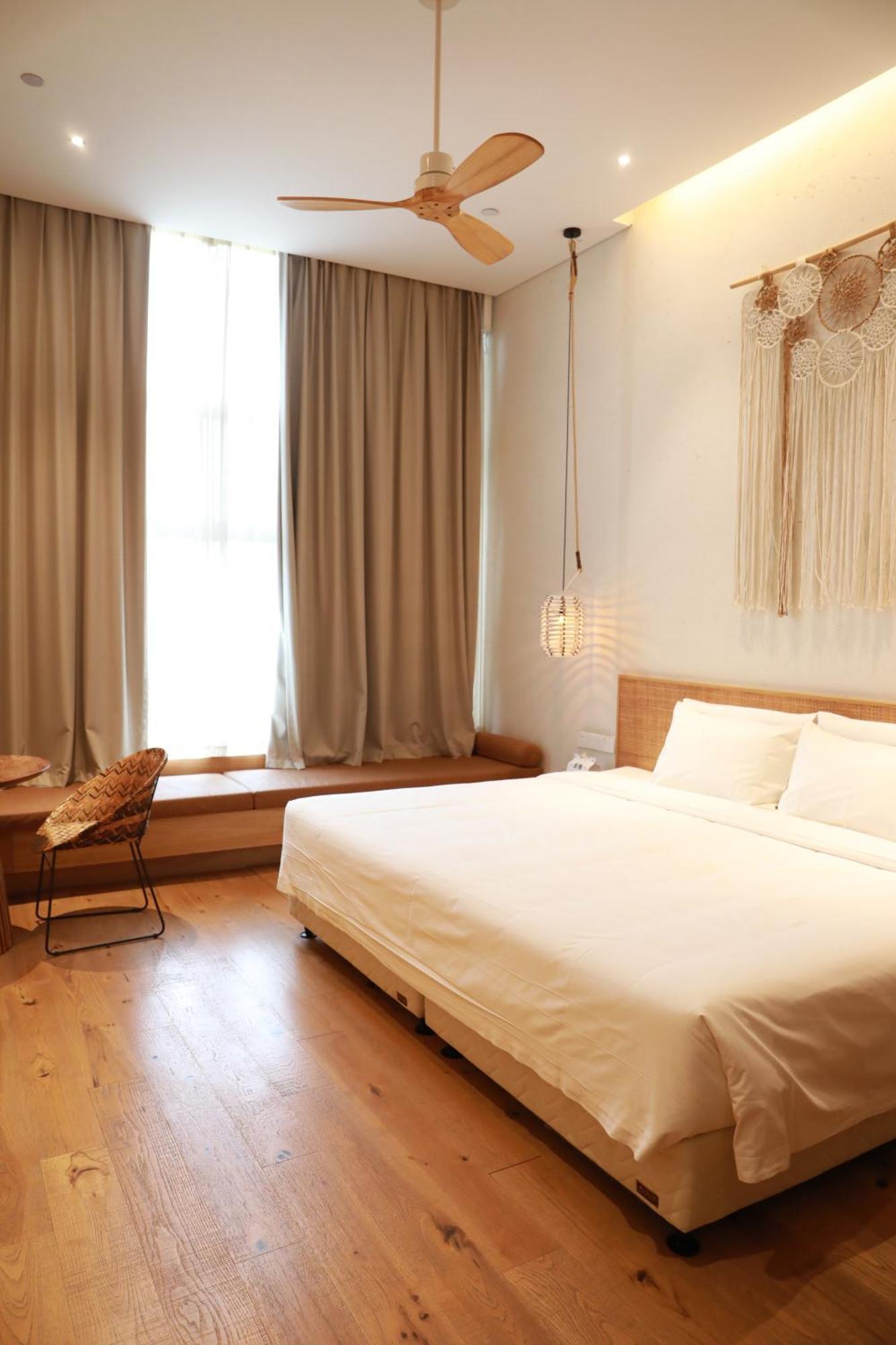 Manli Hotel Shanghai Pudong Airport - Pet Friendly Exterior photo