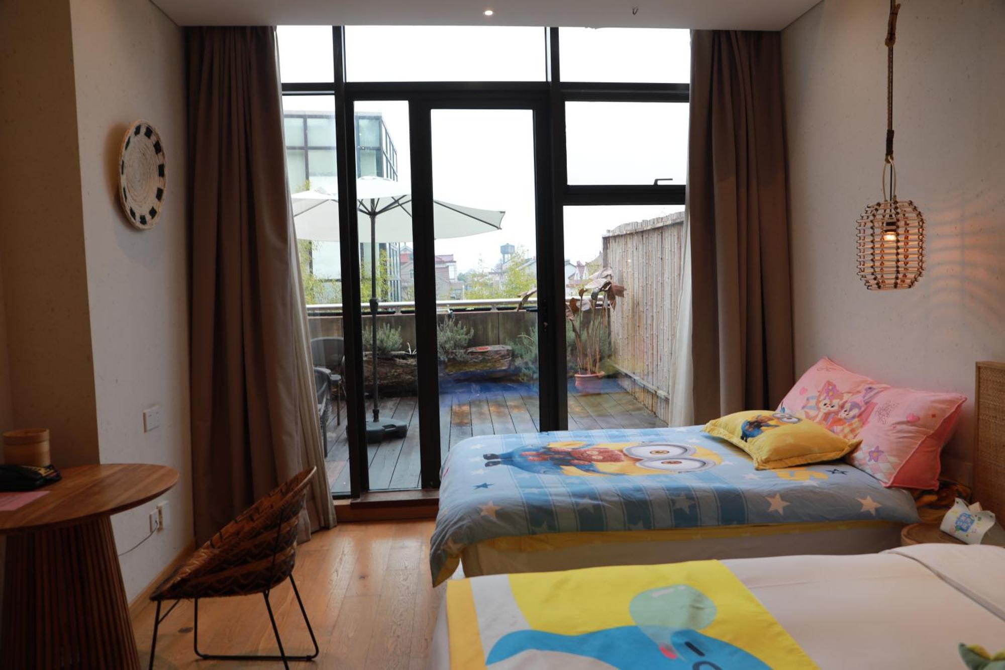 Manli Hotel Shanghai Pudong Airport - Pet Friendly Exterior photo