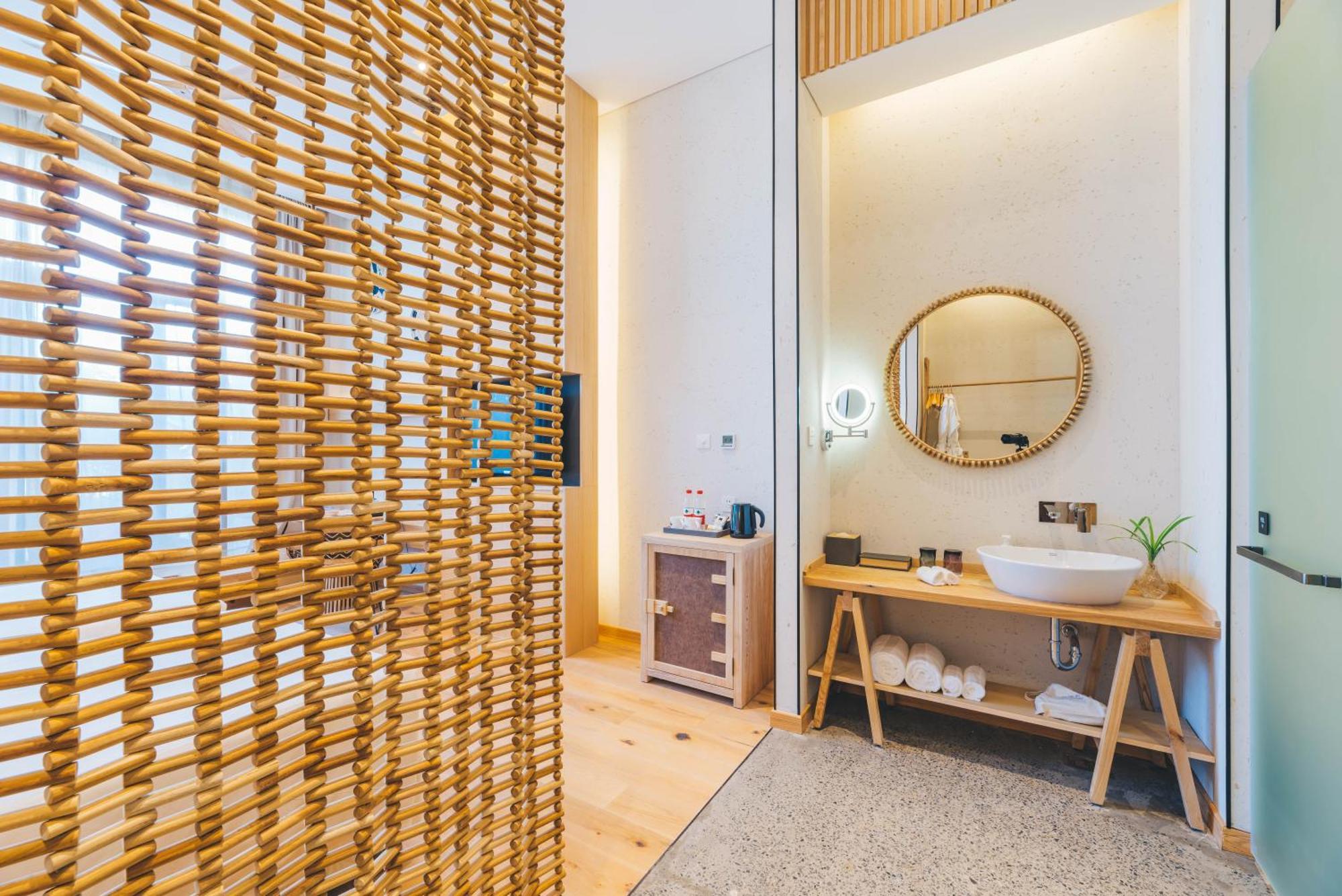 Manli Hotel Shanghai Pudong Airport - Pet Friendly Exterior photo